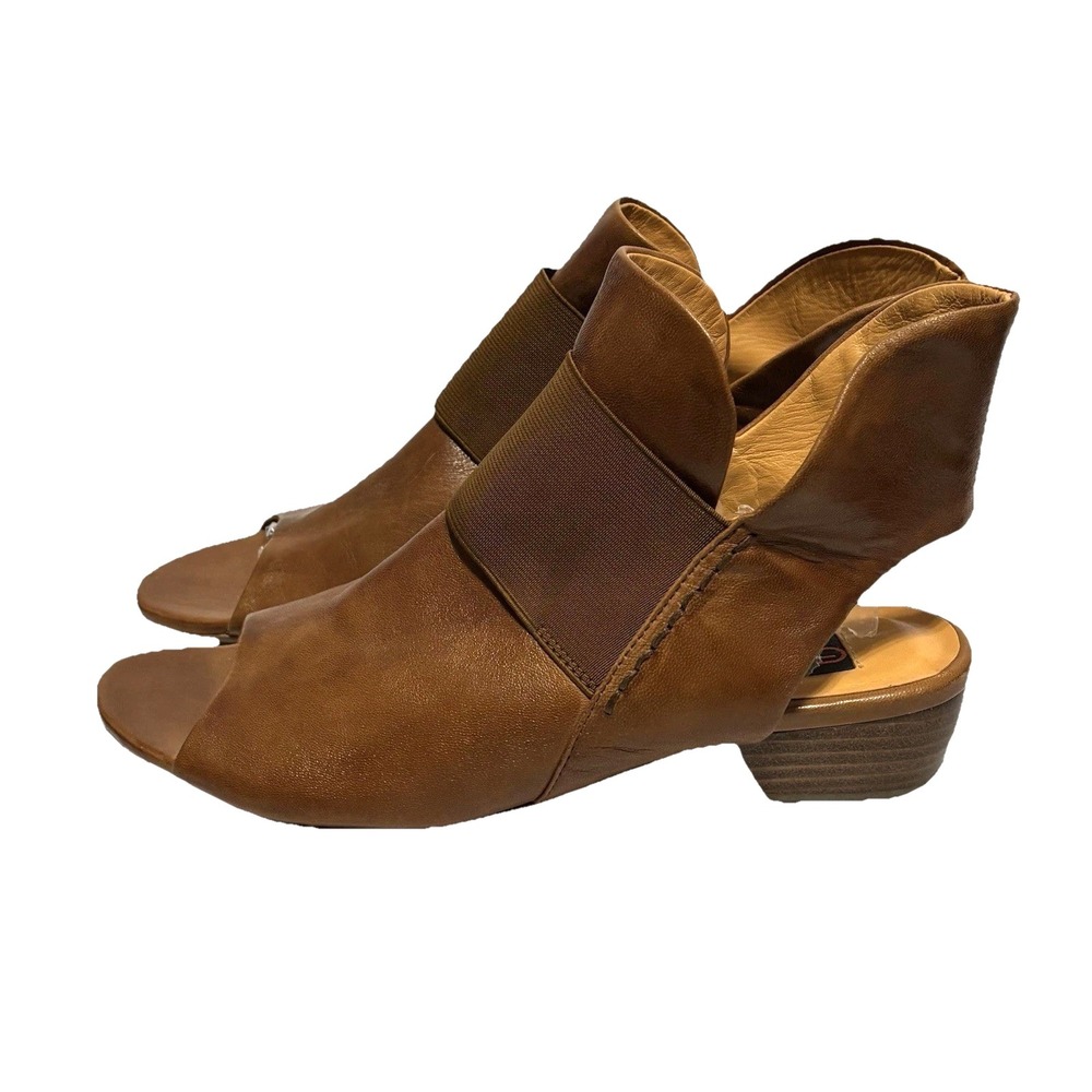 Everybody‎ by BZ Moda Leather Sandals Wom Size 39.5 8.5 Comfort Style 66257